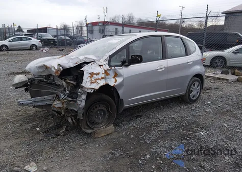 2011 Honda Fit z USA, uszkodzony, nr VIN JHMGE8H35BC023982